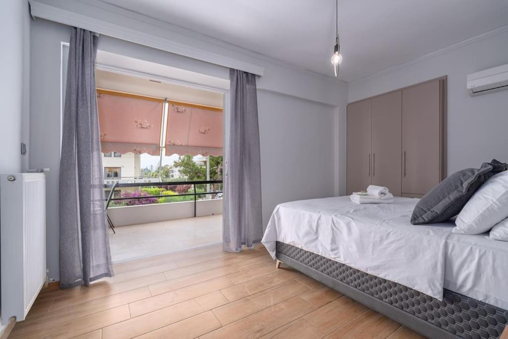Peaceful 2 Bedroom In Glyfada Center Athen Eksteriør billede