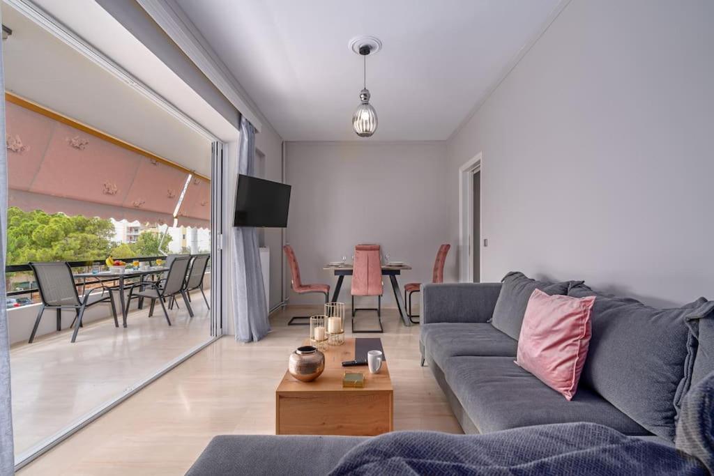 Peaceful 2 Bedroom In Glyfada Center Athen Eksteriør billede